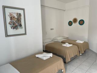 Louiza Hotel - Parikia - 8