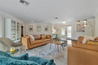 Waterfront Oasis w/ Pool Minutes to Downtown! - Boynton Beach - 3