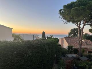9 - Agréable appartement, terrasse, vue mer et parking - Bandol - 4