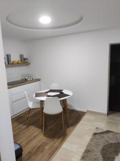 Apartman Amadeus - Gradina - 1