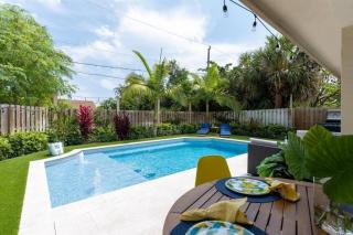 Modern Comfortable Stay!Sleeps 8! - 2