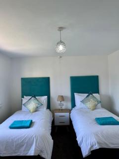 Welsh Getaway Home No 2 - 10 mins to Bike Park Wales - 1