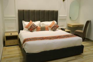 Elegance Regency - Khanna - 3