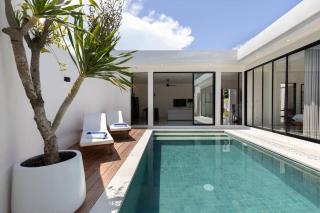 The R Villa Kaba - incl. Motorbikes - Seminyak - 0