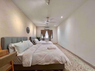 Petaling Jaya SS2 Seapark Landed House, 4BedRoom, for 12 Pax with Netflix - 5