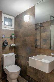 Central Athenian 1BR Apartment - 5