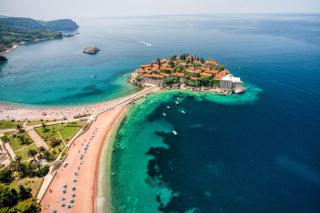 BMV room for 2-3 with greenery view - Sveti Stefan - 2