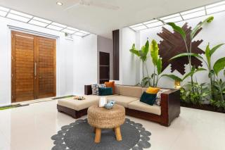 The R Villa Toba - incl. Motorbikes - Seminyak - 4
