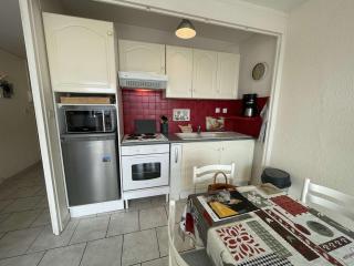 Appartement climatisé 3 pièces avec loggia, parking et parc collectif, à 400m de la plage - FR-1-225D-111 - Saint-Cyprien - 0