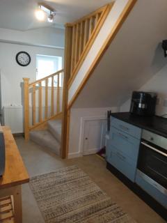 Close to the Seaside - sleeps 4 free wifi parking - 1