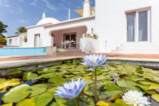 Superb Carvoeiro Villa Villa Alegria Do Sul 7 Bedrooms Perfect For Larger Groups - Porches - 3