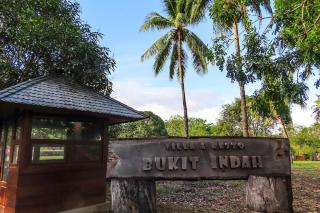Hotel & Villa Bukit Indah Saumlaki by LeGreen - 3