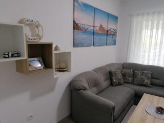 Apartment Fishter by El-Pi Tours - Njivice - 4