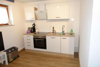 Ruhige, modern eingerichtete 2 Zimmer Wohnung im Untergeschoss eines Zweifamilienhauses - 6