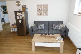 Ruhige, modern eingerichtete 2 Zimmer Wohnung im Untergeschoss eines Zweifamilienhauses - Hildrizhausen - 9