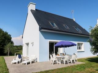 Holiday Home Ty Coat Pin by Interhome - Trégunc - 6