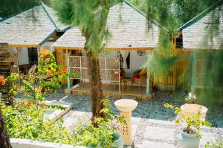 Bungalow Cafe Gili Beachfront - Gili Meno - 7
