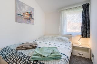 Apartments with WiFi Cres - 20832 - 2