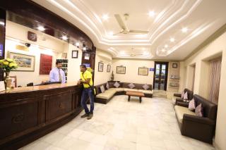 Hotel Samrat International - Mount Ābu - 0