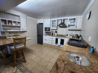 Entire Cottage to Hire - 4