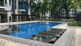 Two Palm Tree Villas Condominium - Studio 8th FL with Balcony - Across Terminal 3 Airport - Manila - 1