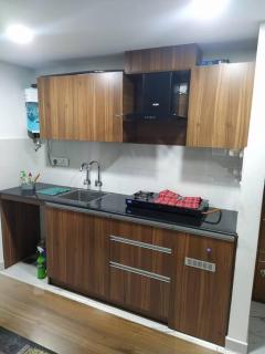 Modern Apartment with a pool and gym near Trivandrum railway station - - 7