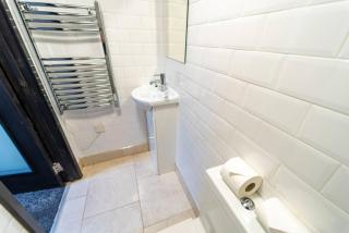 Ensuite style Studio in Selly Oak - Birmingham - 4