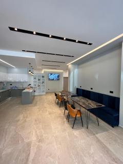 Central Boutique Hostel - Saranda - 8
