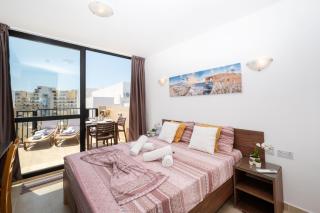 Sea Bliss penthouse with 2 terraces enjoying side Sea views by Getawaysmalta - St Paul's Bay - 4
