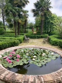 Domaine de Ménerque - petit château avec piscine - 2