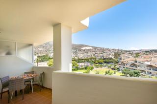 797 HOLIDAY RENTALS - Piso en arenal con vista al golf y mar - Benalmádena - 1