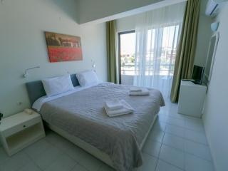 IVORY HOTEL - Theologos - 3