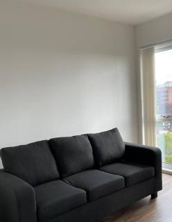 Modern 1-Bed Apartment in Birmingham - Birmingham - 8