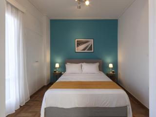 Acropolis View top floor apartment - 3