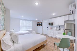 Beverly Hills Studio Apartment 2 Queen Beds - Galveston - 9
