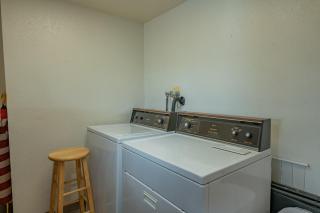 Best View - Spacious home with hot tub, game room, and 180 degree panoramic view of Big Bear Lake! - Fawnskin - 5