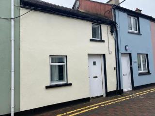 2 Bed Townhouse Eyre Square City Centre - Galway - 0