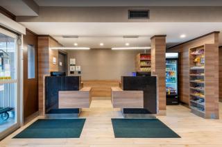Quality Inn & Suites - Oakville - 8