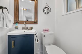 Boulder Bay Bungalow - Updated mountain retreat with hot tub, game table, and sauna! - 2