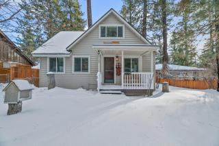 Boulder Bay Bungalow - Updated mountain retreat with hot tub, game table, and sauna! - 9