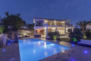 Stunning and Spacious Villa in Marbella - Casa Luz - Marbella - 4