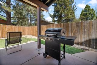 Casa Bella - Spacious mountain home, game room, WIFI, perfect for family gatherings! - 2