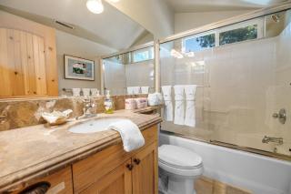 Casa Bella - Spacious mountain home, game room, WIFI, perfect for family gatherings! - 3