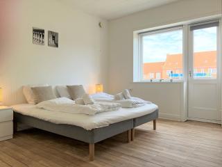 One Bedroom Apartment In Esbjerg, Nygrdsvej 49 - 7