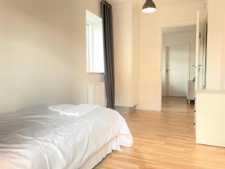 Two-Bedroom Apartment Close To The City Center - 1