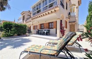 2 Bedroom Cozy Home In Torrevieja - Torrevieja - 0