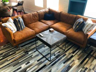 5-star Luxury Apartment - Atop the Seagle Building - Gainesville - 2