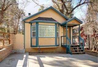 Karin's Cottage - Close to Bear Mountain and Snow Summit - Big Bear Lake - 0