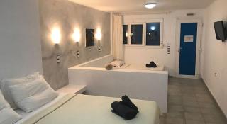 Lagada Beach Hotel - Adamas - 8