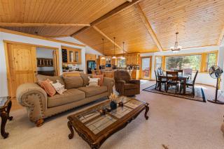 Kubo Del Sol - DREAM LOCATION WITH HOT TUB! Beautiful, light and bright log cabin! - 3